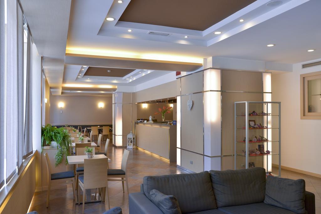 Vital Hotel Flora Comano Terme Exteriér fotografie